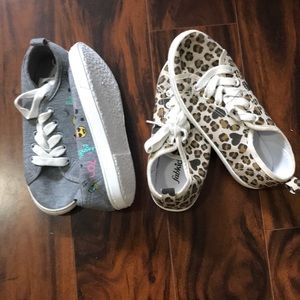 Girls size 1 sneakers